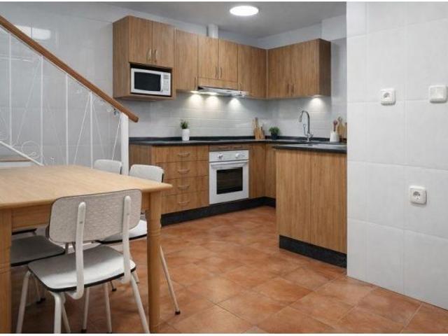 601067176? *HABITACIONES PARA ESTUDIANTES EN ESPINARDO – 280 €/MES