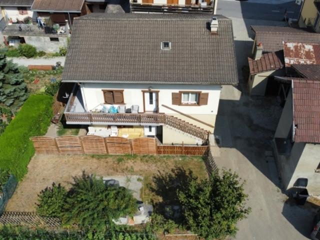6011M Haus in Riddes mit großem Ausbaupotenzial
