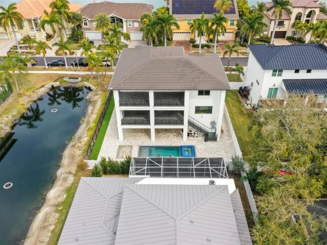 6012 Kipps Colony Dr E, Gulfport, FL 33707 | MLS #TB8479