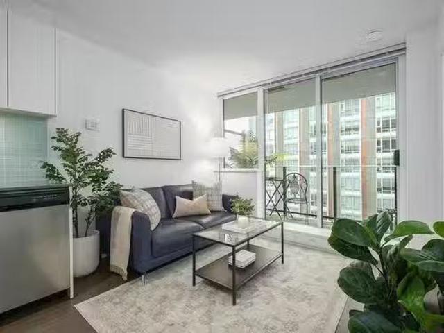601 1325 Rolston Street, Vancouver, BC, V6B 0M2 Single Famil.