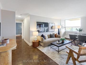 Financial District, Toronto, Ontario - Office room