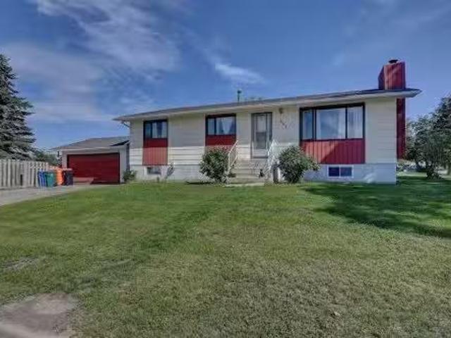 601 6 Avenue, Beaverlodge, AB, T0H 0C0 house for sale Listi.