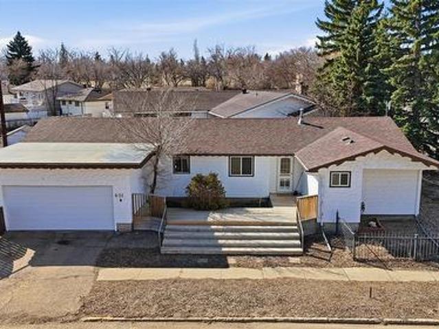 601 Centre Street, Assiniboia, SK, S0H 0B0 house for sale | Listing ID SK029114 | Royal LePage