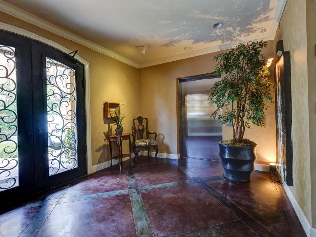 601 Chenal Woods Drive # 111