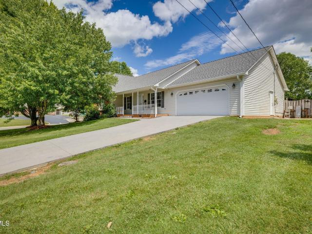 601 Crestview Drive
