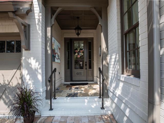 601 Bedminister Lane