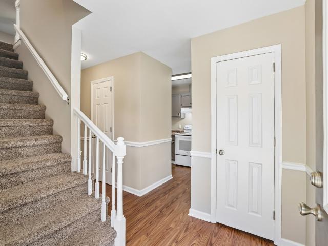 601 E Grundy St # Unit E
