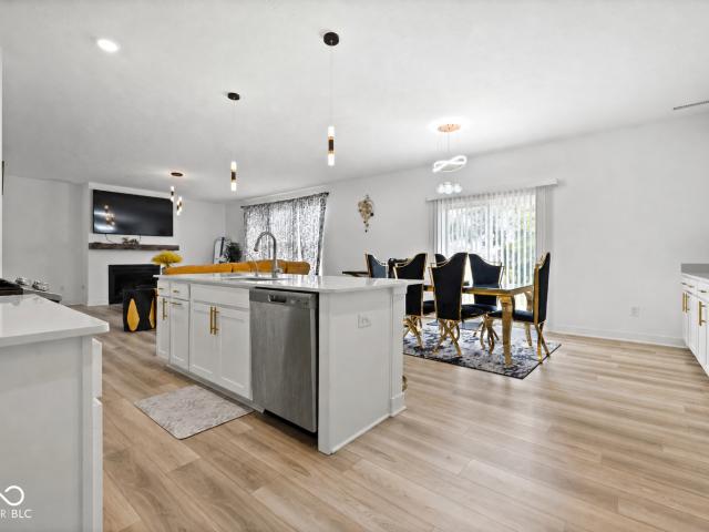 601 Hawking Court