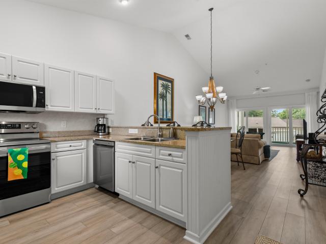 601 Hillside Dr. 4133