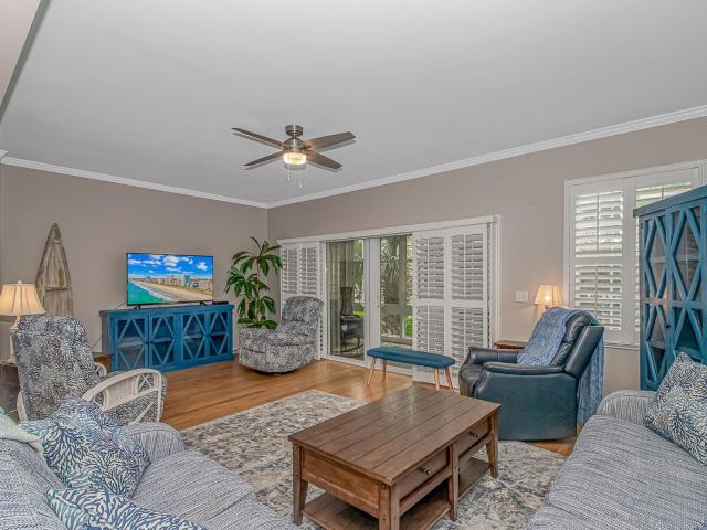 601 Hillside Dr. N 1003