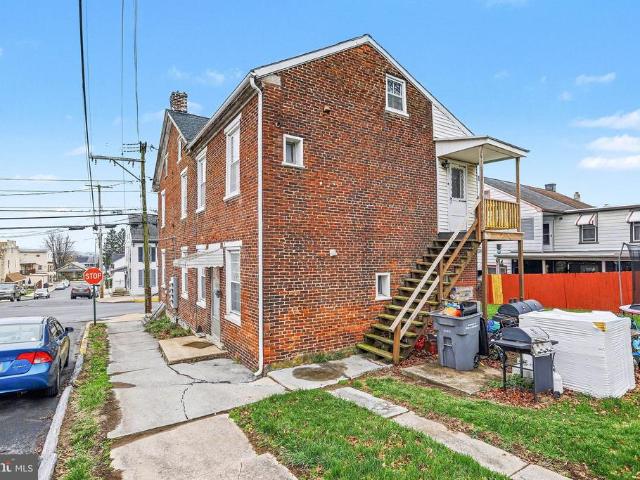 601 Maple Street