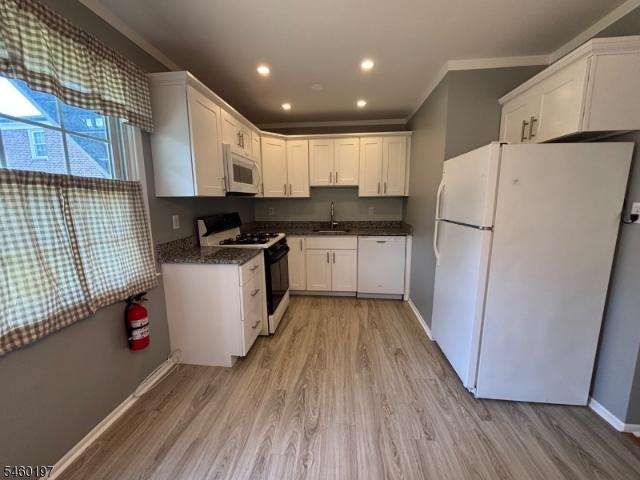601 Pitney Pl # 601