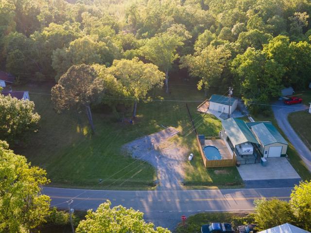 601 Pumpkin Ridge Rd