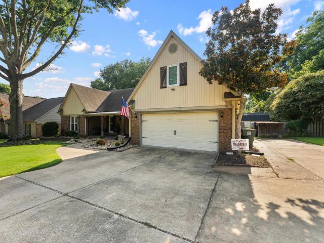 601 royal pecan way