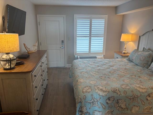 601 Retreat Beach Circle 224