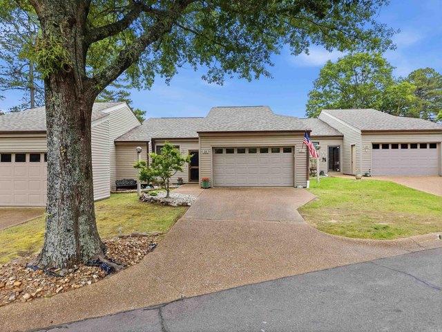 601 Woodlawn Dr Apt 30, Fairfield Bay, AR 72088