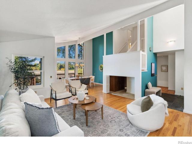 601 Warren Lndg