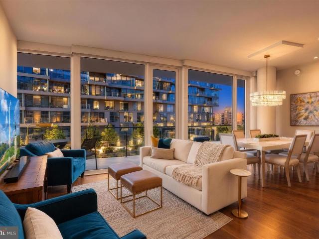 601 Wharf Street SW Unit 707, Washington, US, DC