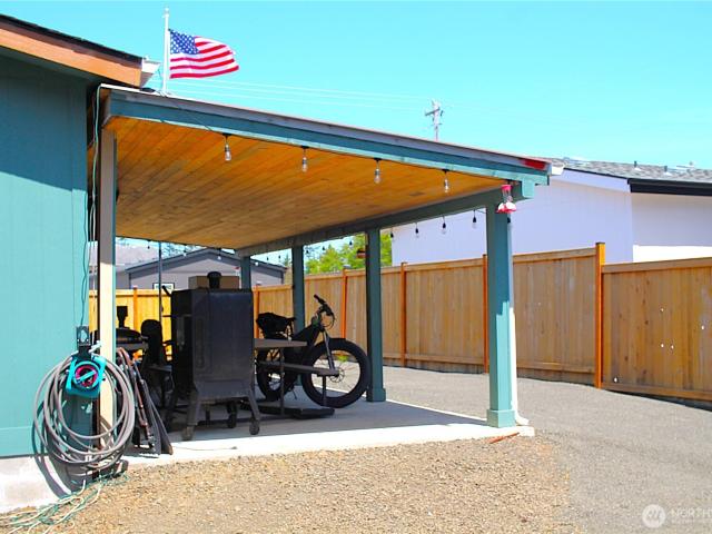 601 Veterans Avenue