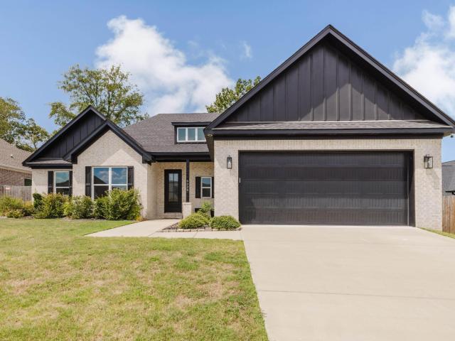 6025 Coral Ridge Drive