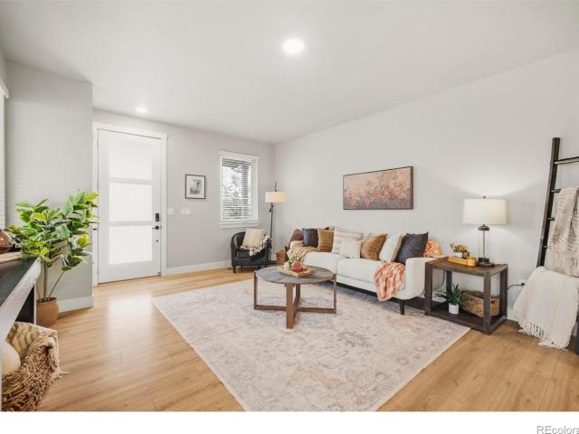 6025 Denys Drive