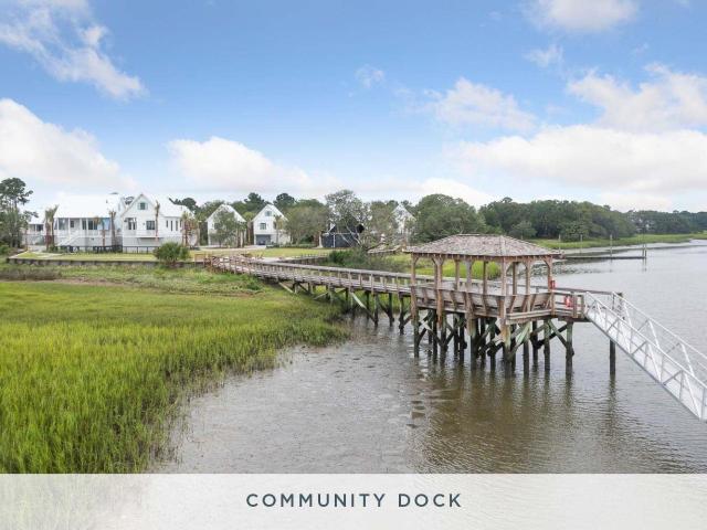 6028 Honey Hole Haven