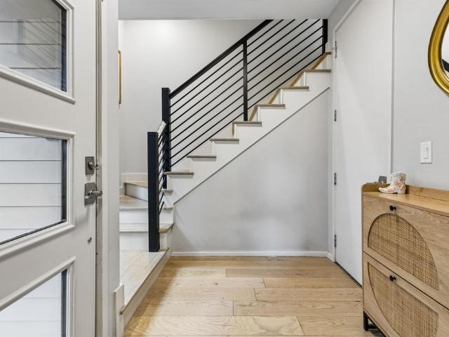 6020 Hudson Street # 8