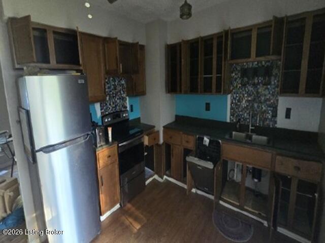 6021 Greenvale Dr