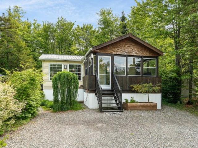 602 315 Route 112, Saint Étienne De Bolton, QC, J0E 2E0 house for sale | Listing ID 16596 | Royal LePage