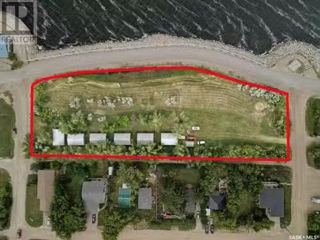 602 620 Lake Avenue, Manitou Beach, SK, S0K 4T1 commercial f.