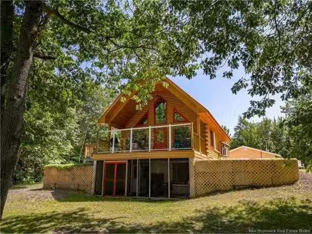 602 Cox Point Rd, Cumberland Bay, NB, E4A 3N9 house for sale.