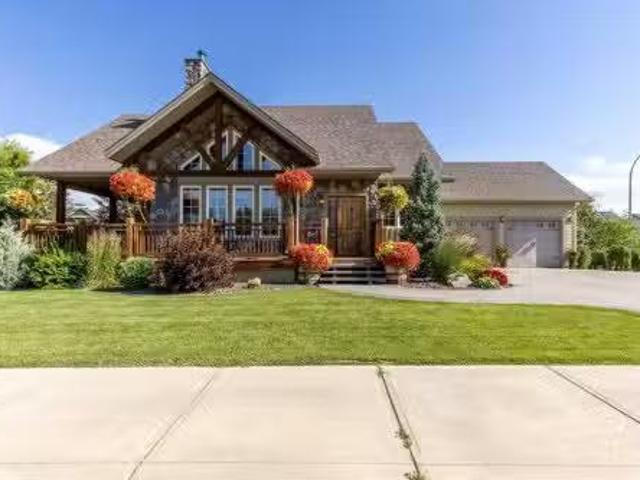 602 Centennial Avenue, Nobleford, AB, T0L 1S0 house for sale.
