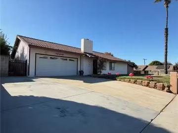 602 GILMORE DR, CORONA, CA 92879