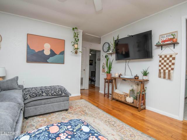 602 Fontana Ave