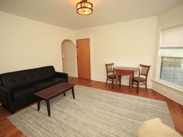 602 Monroe, Studio, 1 full bath