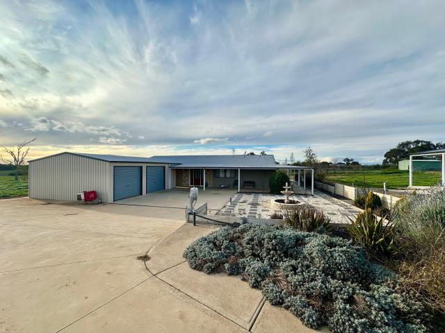 602 Spring Creek Road, Young, NSW 2594 House for Rent Ray White Young | Harden | Boorowa