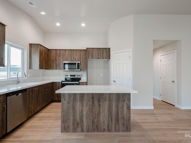 602 Rosemary Ave