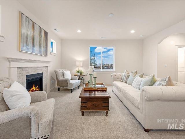 602 Upland Ave. Lot 26, Block 4