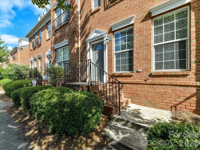 6034 Creft Circle