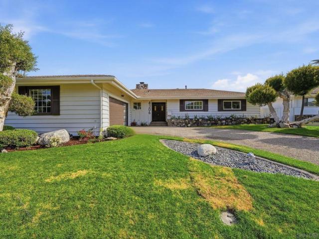6034 Del Cerro Blvd