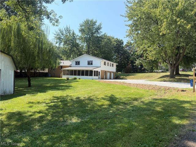 6035 Richville Drive SW