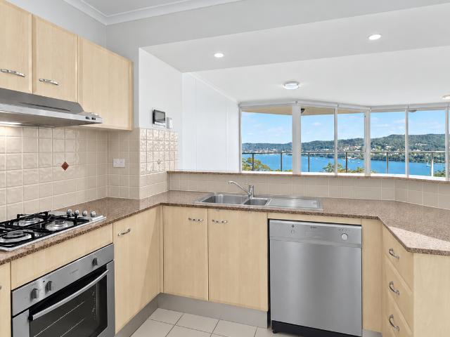 603/97 99 John Whiteway Drive, GOSFORD, NSW 2250