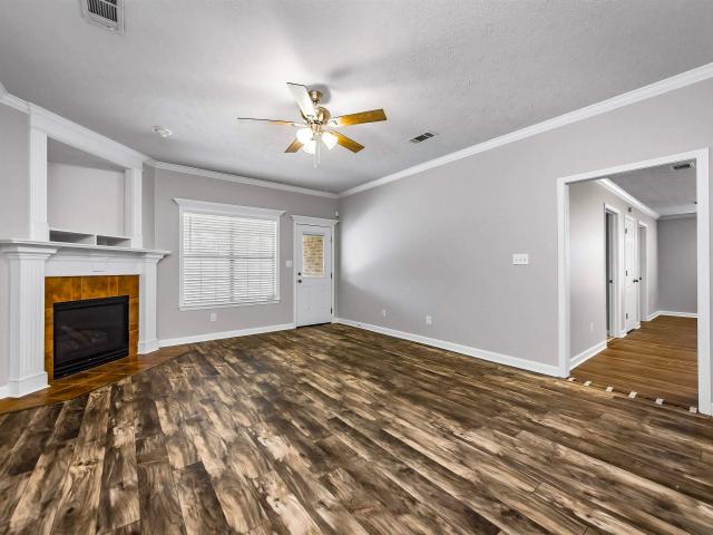 6033 Flight Court