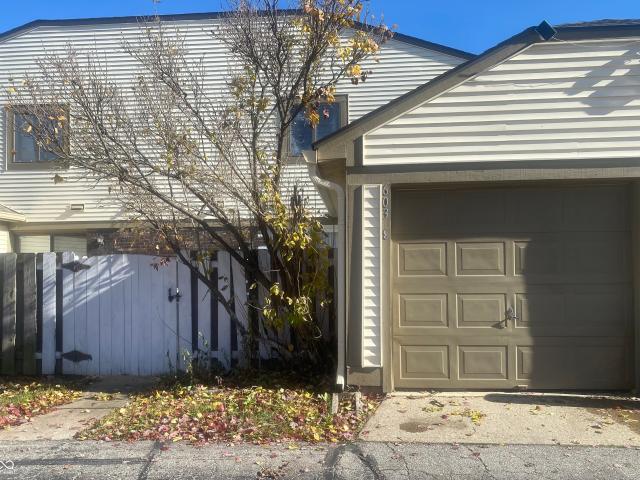 6033 Wingedfoot Court