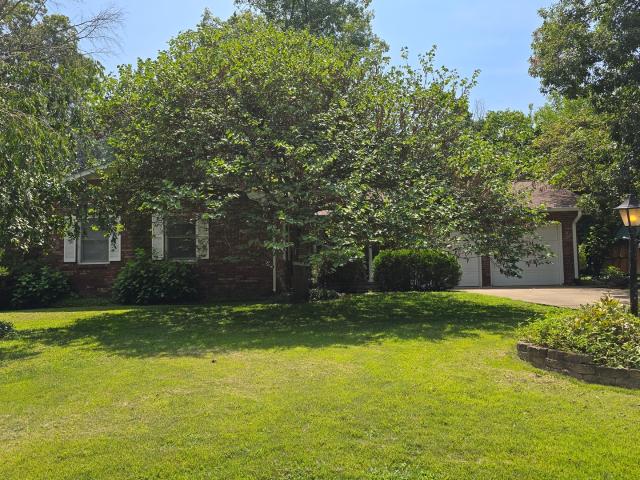 603 Country Club Lane