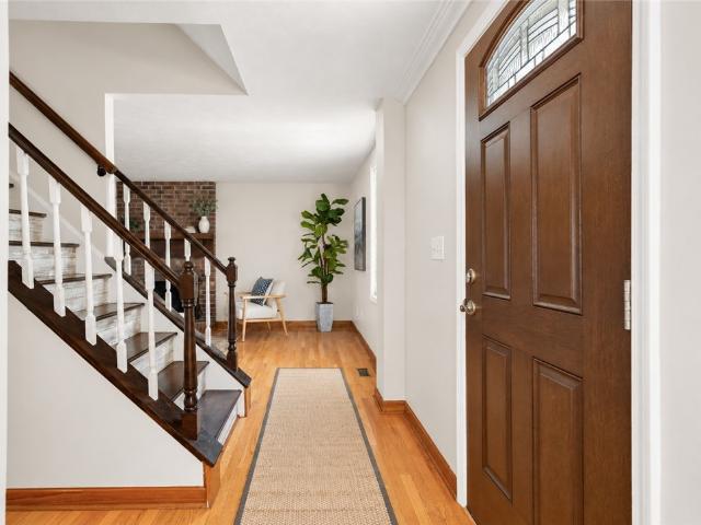 603 Meade Dr