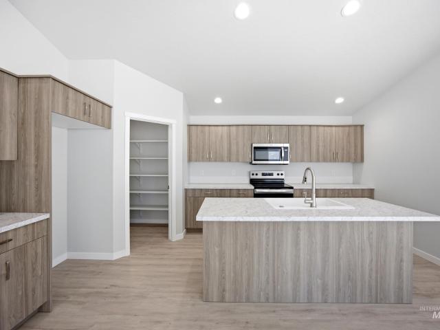 603 Rosemary Ave