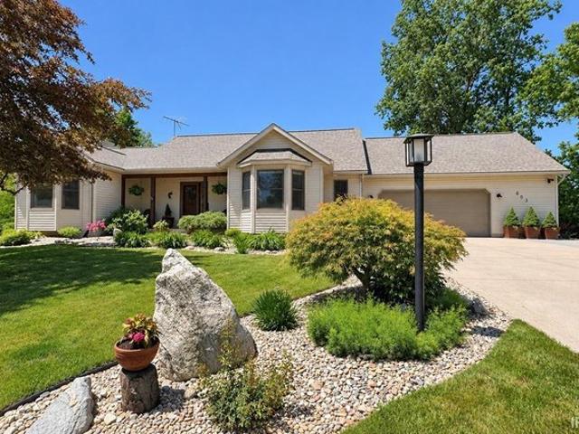603 Redbud Ln, Middlebury, IN 46540