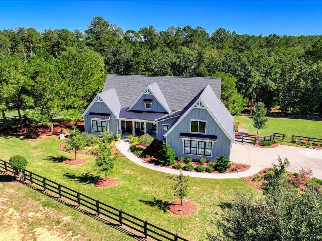 6046 Bridgewater Court