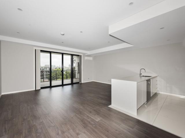 604/7 11 Derowie Avenue, Homebush